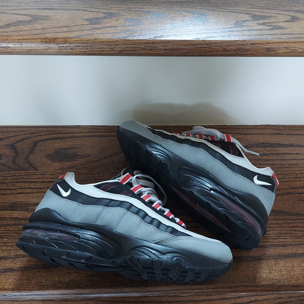 Nike Air Max - Picture 8 of 9